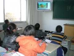 养马岛中学开展预防艾滋病教育活动