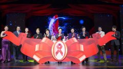 蒋雯丽呼吁合力抗艾 助力世界艾滋病日校园行